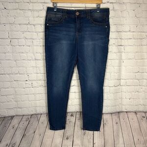 Democracy Womens Ab Technology Skinny Jeans size 14 READ